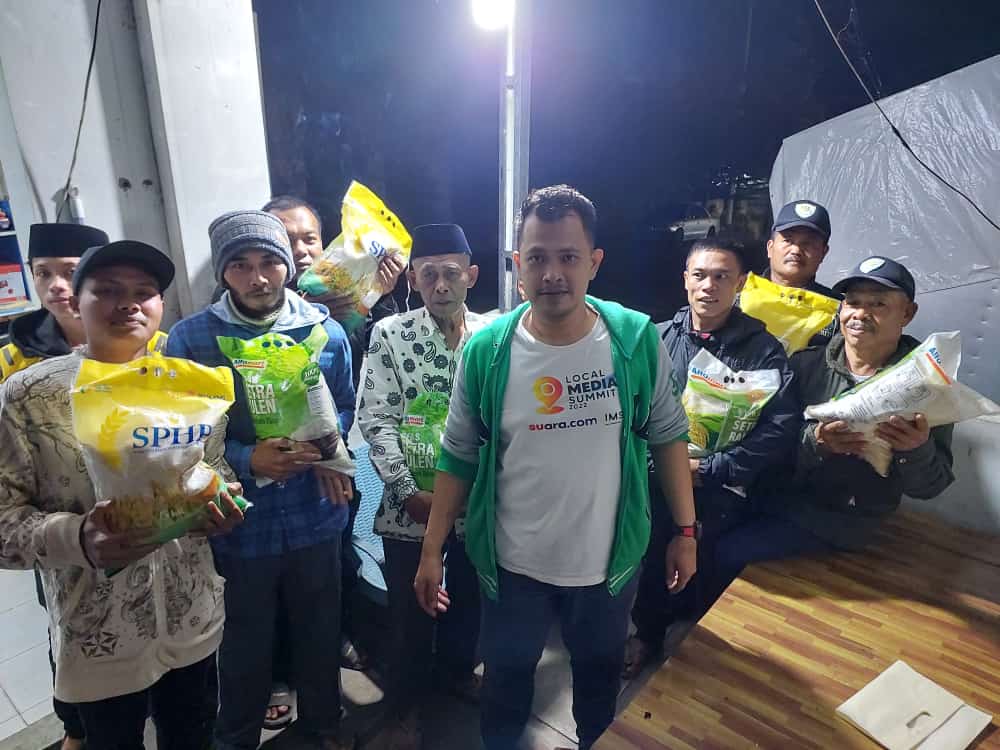 Pembagian Gaji + THR Pekerja (Security + Gardener) Periode April 2023